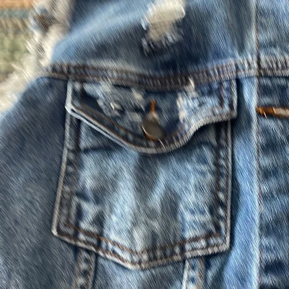 Wild fable distressed denim vest xl - Picture 2 of 6